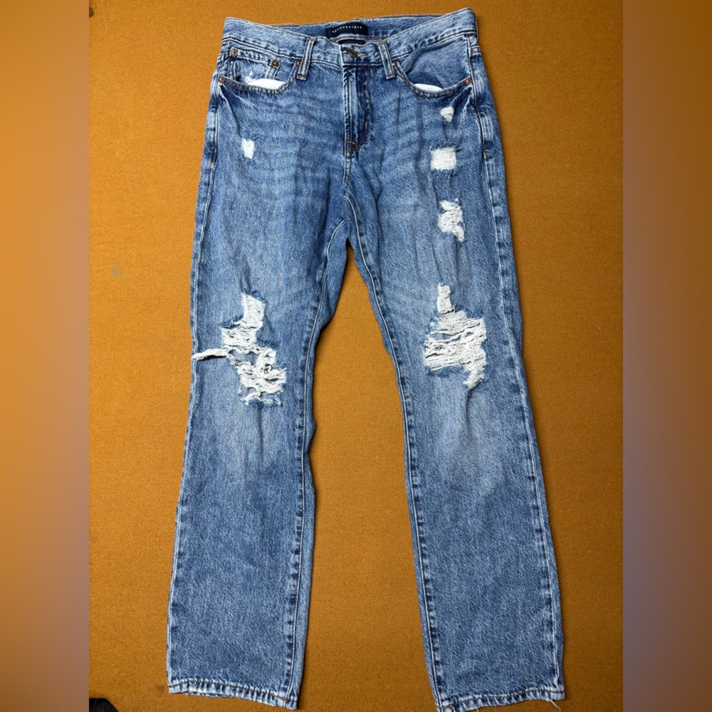 Aeropostale Men's Light Blue Distressed Straight Jeans